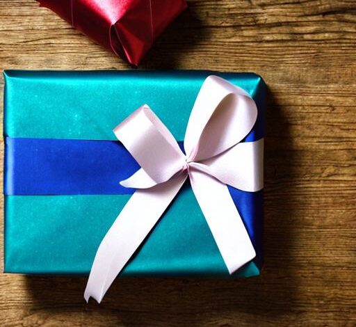 How to wrap a gift and present it perfectly