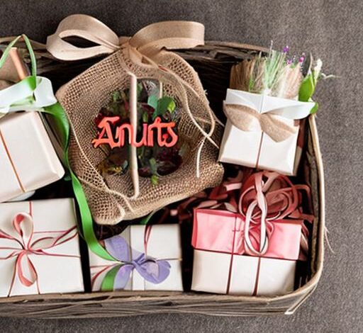 Unique Gift Busket Ideas For Aunt and Uncle